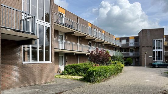 Gemeente Leeuwarden overweegt om complex De Helling met sociale huurappartementen te kopen