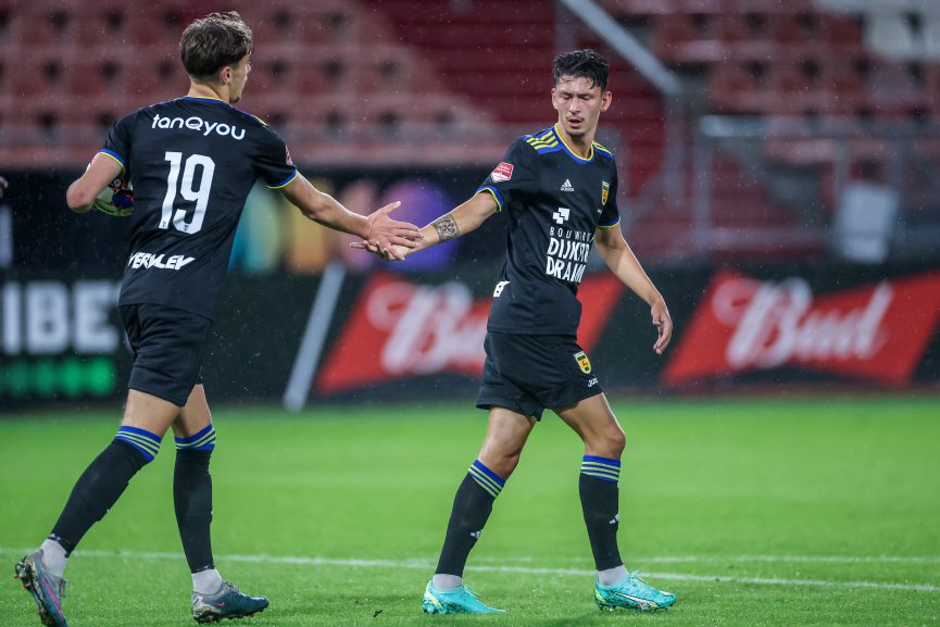 Cambuur verliest in de slotminuten van Jong FC Utrecht