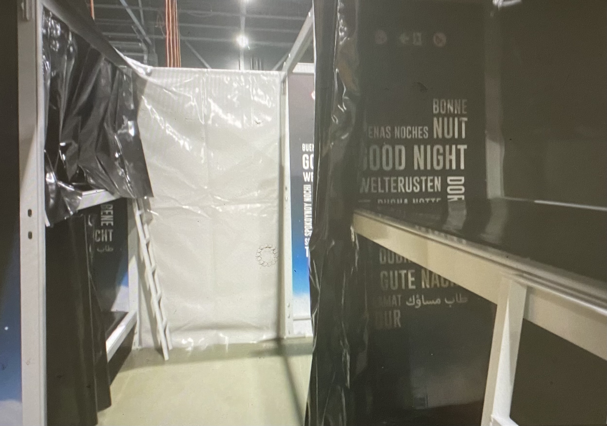 VIDEO: Opnieuw opvang in WTC: “We proberen kinderen zo snel mogelijk uit de hal te krijgen”