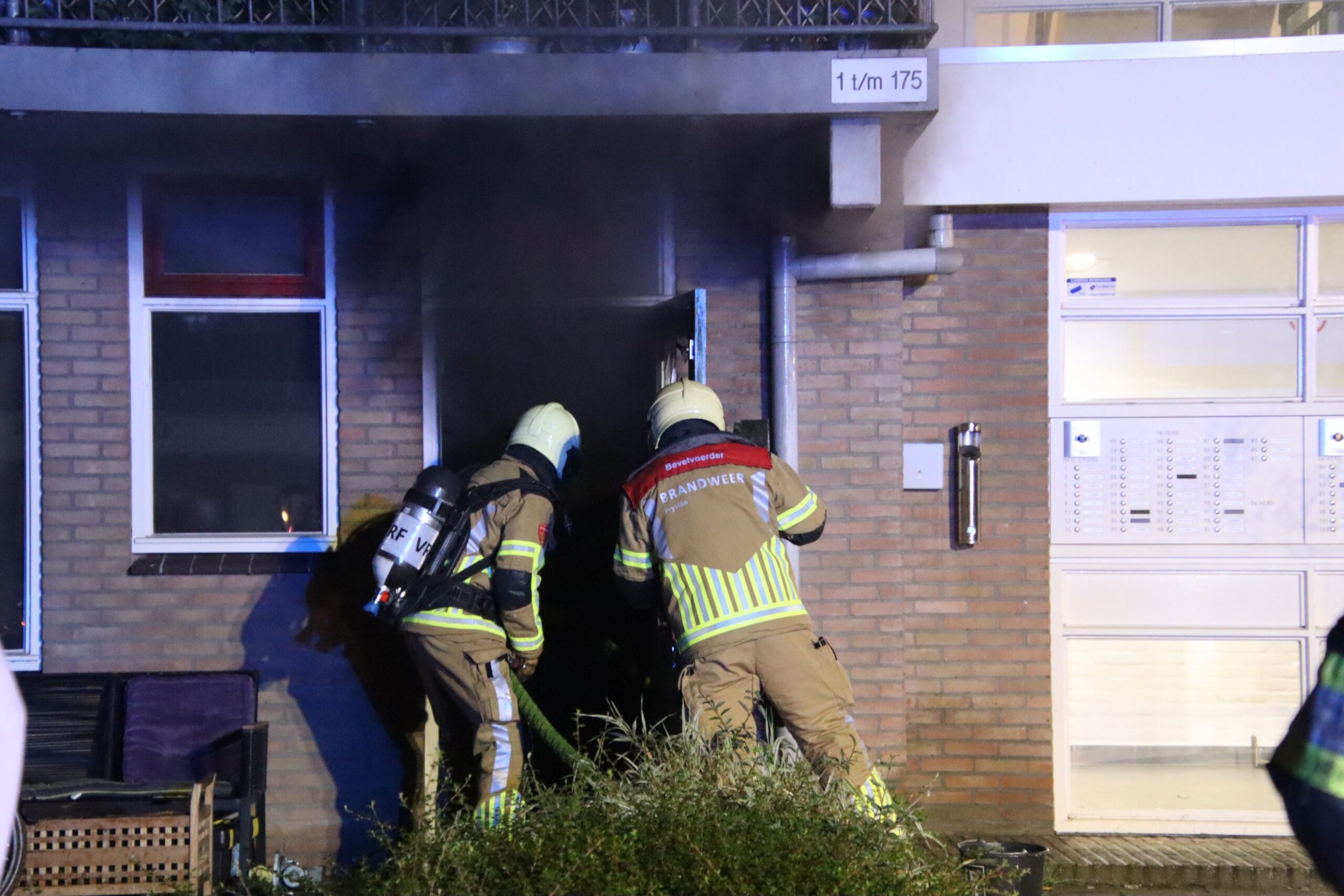 Geen gewonden bij brand Leeuwarden, appartementen ontruimd