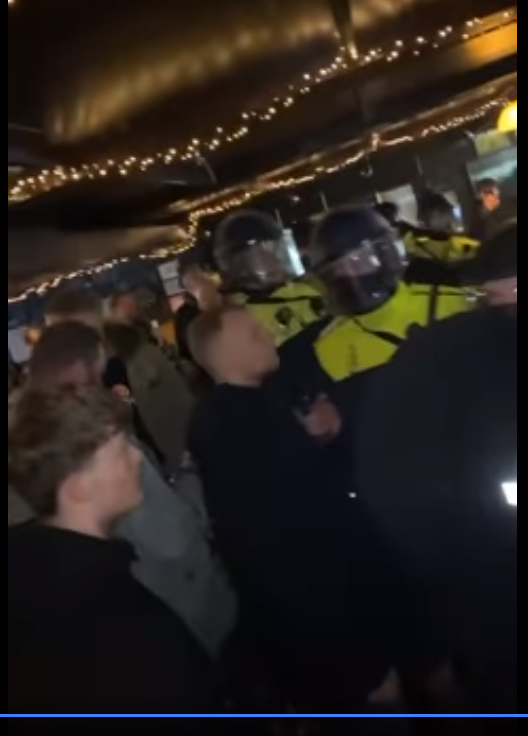 Politie arresteert man met gebiedsverbod in Cambuurcafé