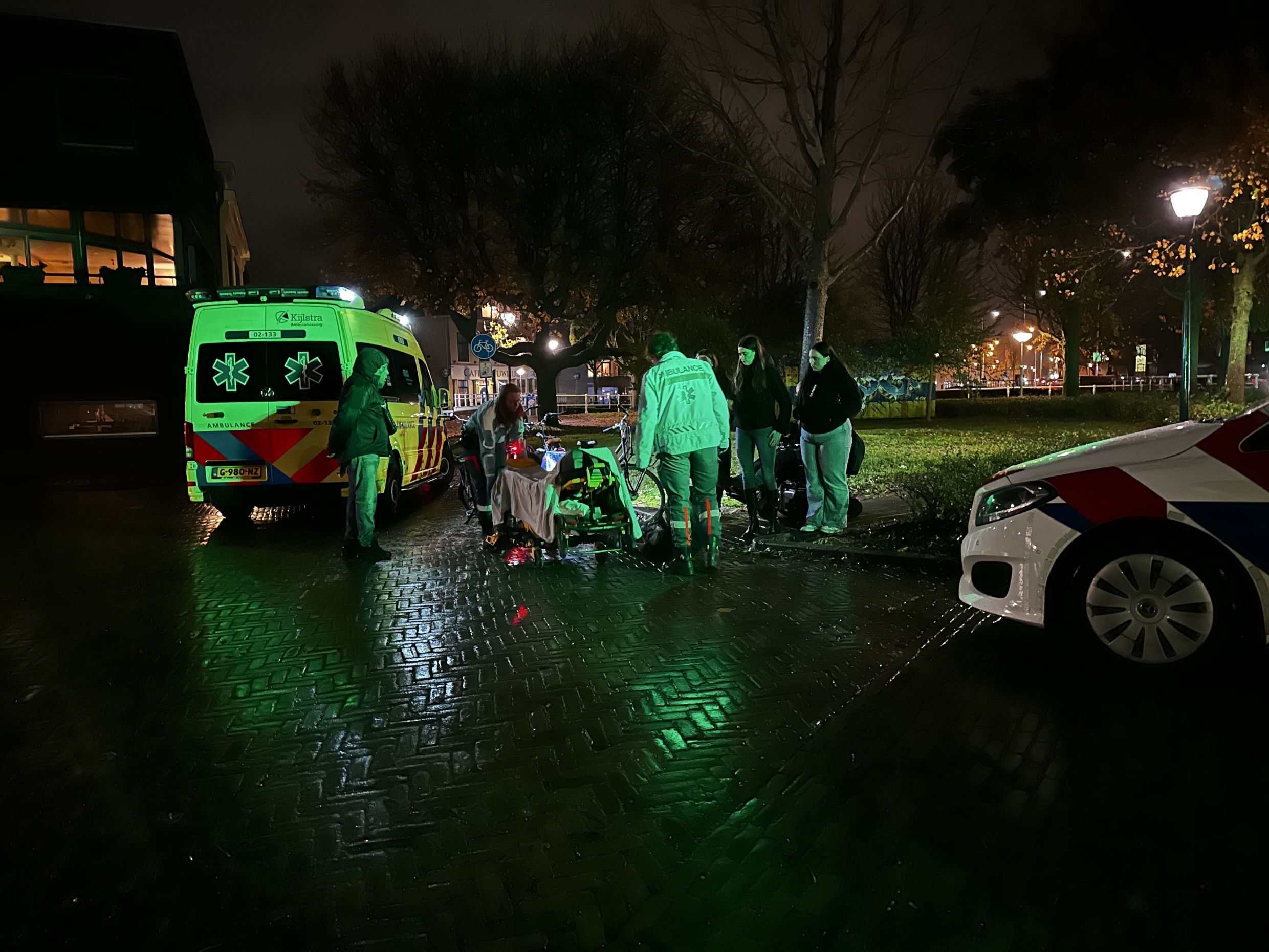 Gewonde fietser aangetroffen op straat in Leeuwarden