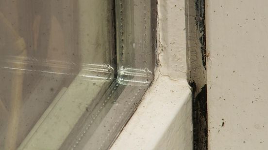 “Geluidsisolatie van woningen rondom vliegbasis moet prioriteit krijgen”