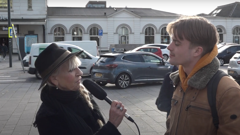 VIDEO: Uitslag 2de Kamerverkiezingen, is de Leeuwarder tevreden?