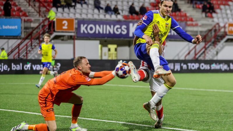 Cambuur pakt derde overwinning op rij met monsterscore tegen TOP Oss
