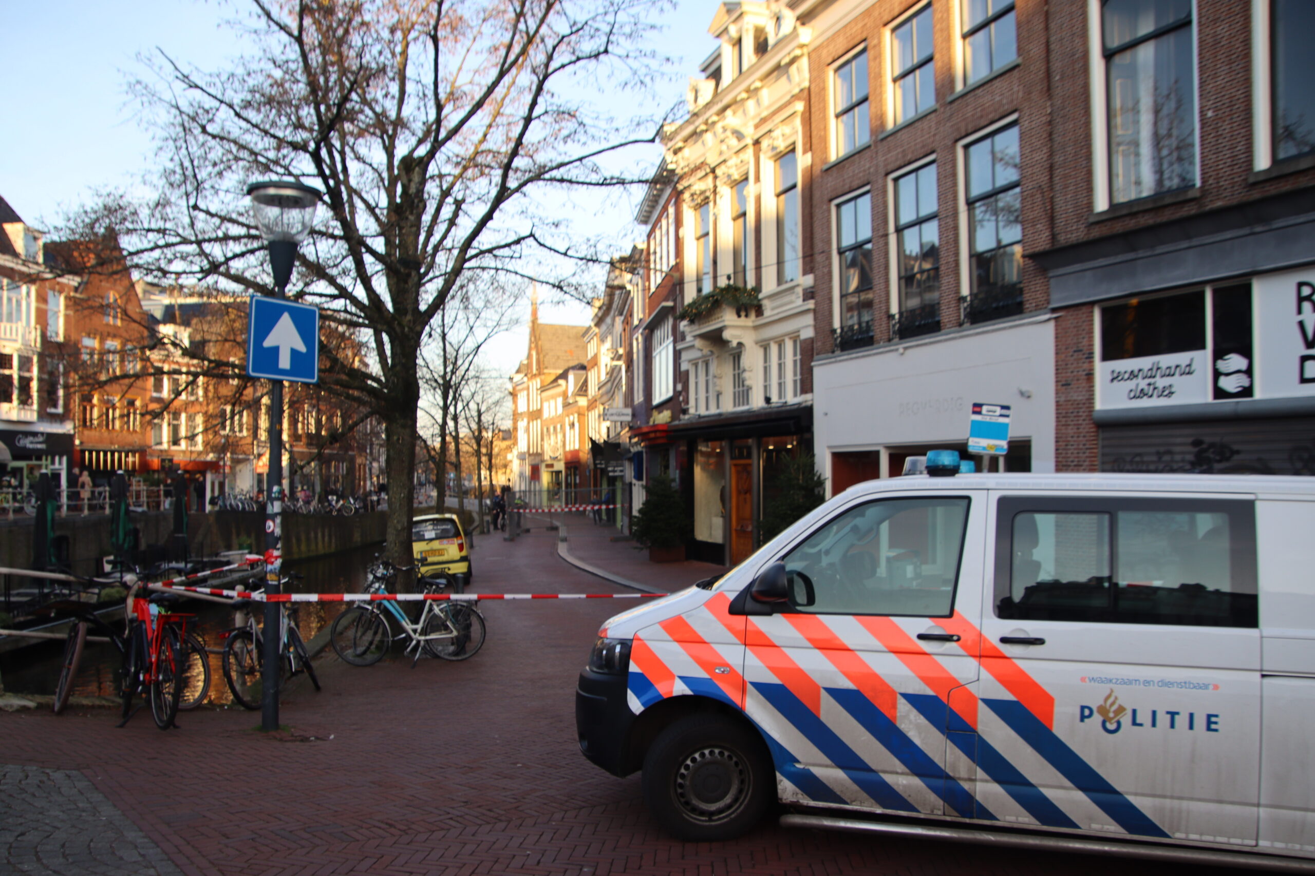 Voorstreek Leeuwarden afgezet om vallende stenen