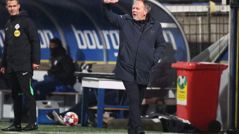 Henk de Jong wil aflopend contract verlengen: “Als Cambuur wil, dan komen we eruit”