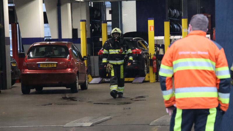 Kwikfit Leeuwarden ontruimd vanwege hoge concentratie koolmonoxide