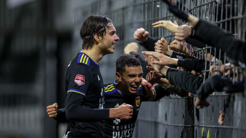 Cambuur wint met 3-0 van FC Dordrecht en plaatst zich voor de achtste finales van de KNVB Beker