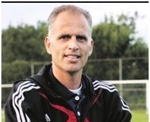 Patrick Zwart nieuwe hoofdtrainer Blauw Wit’34