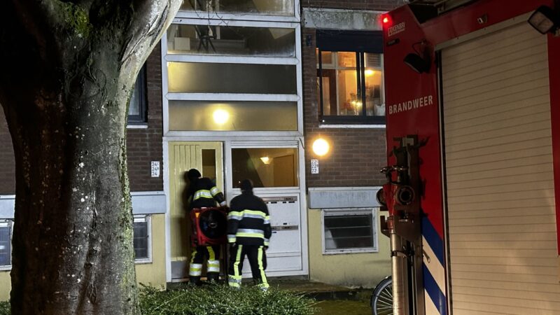 Brandweer wekt bewoner nadat brandalarm afgaat in Leeuwarden