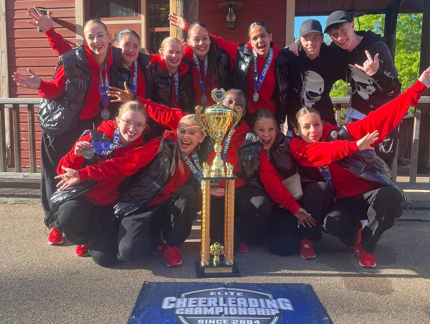 Dance Company 058 uit Leeuwarden met twee teams naar wereldkampioenschap in Florida