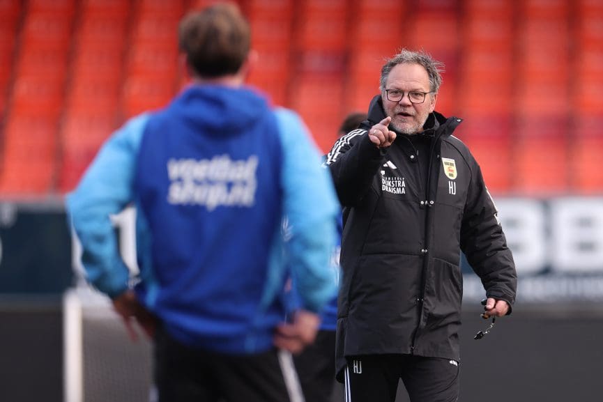 Henk de Jong moet puzzelen bij start tweede seizoenshelft: “Ik ben er nog niet uit”