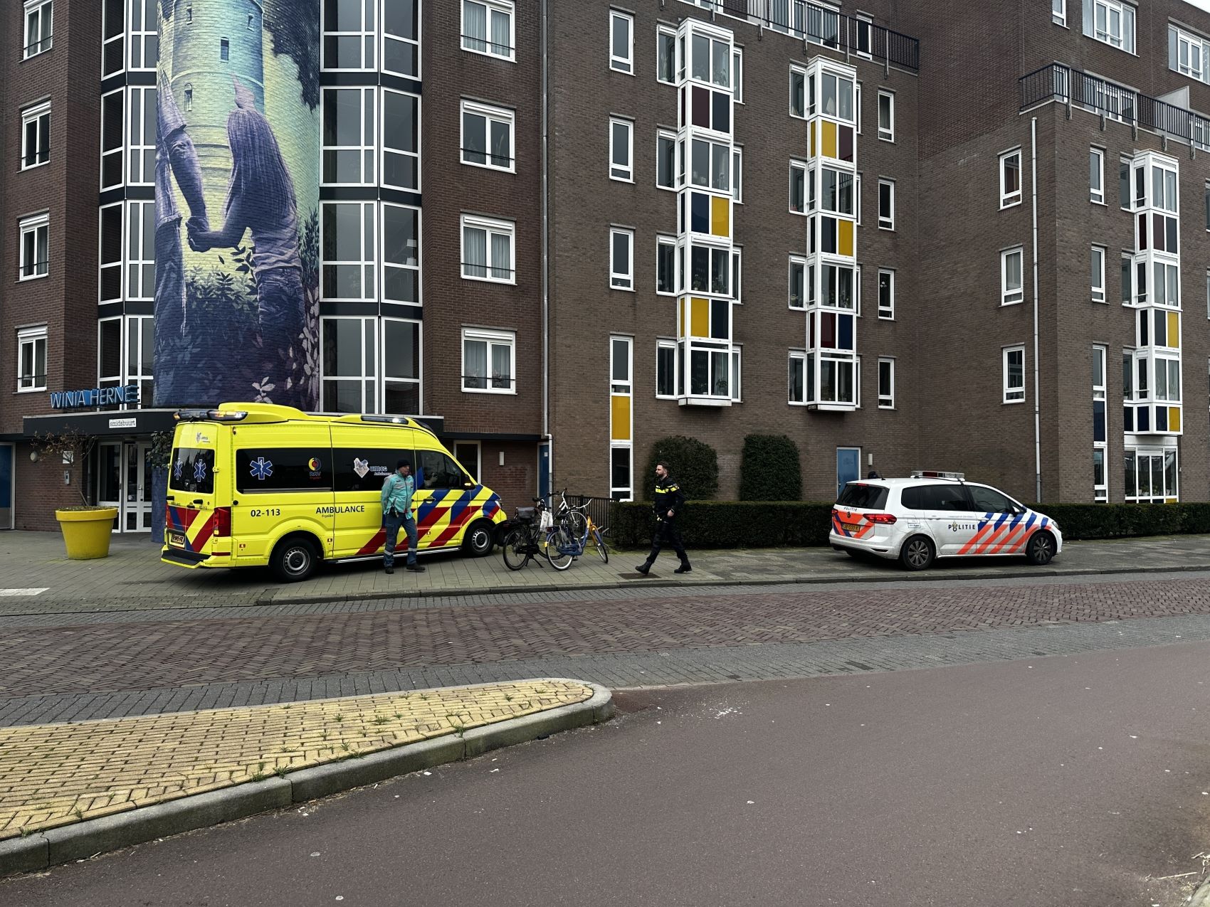 Fietser lichtgewond bij ongeval op de Schrans in Leeuwarden