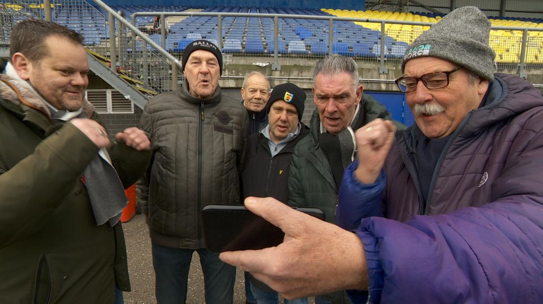 Supporters Cambuur wild enthousiast over halen halve finales KNVB-beker: “Groots, geweldig, wat een prestatie”