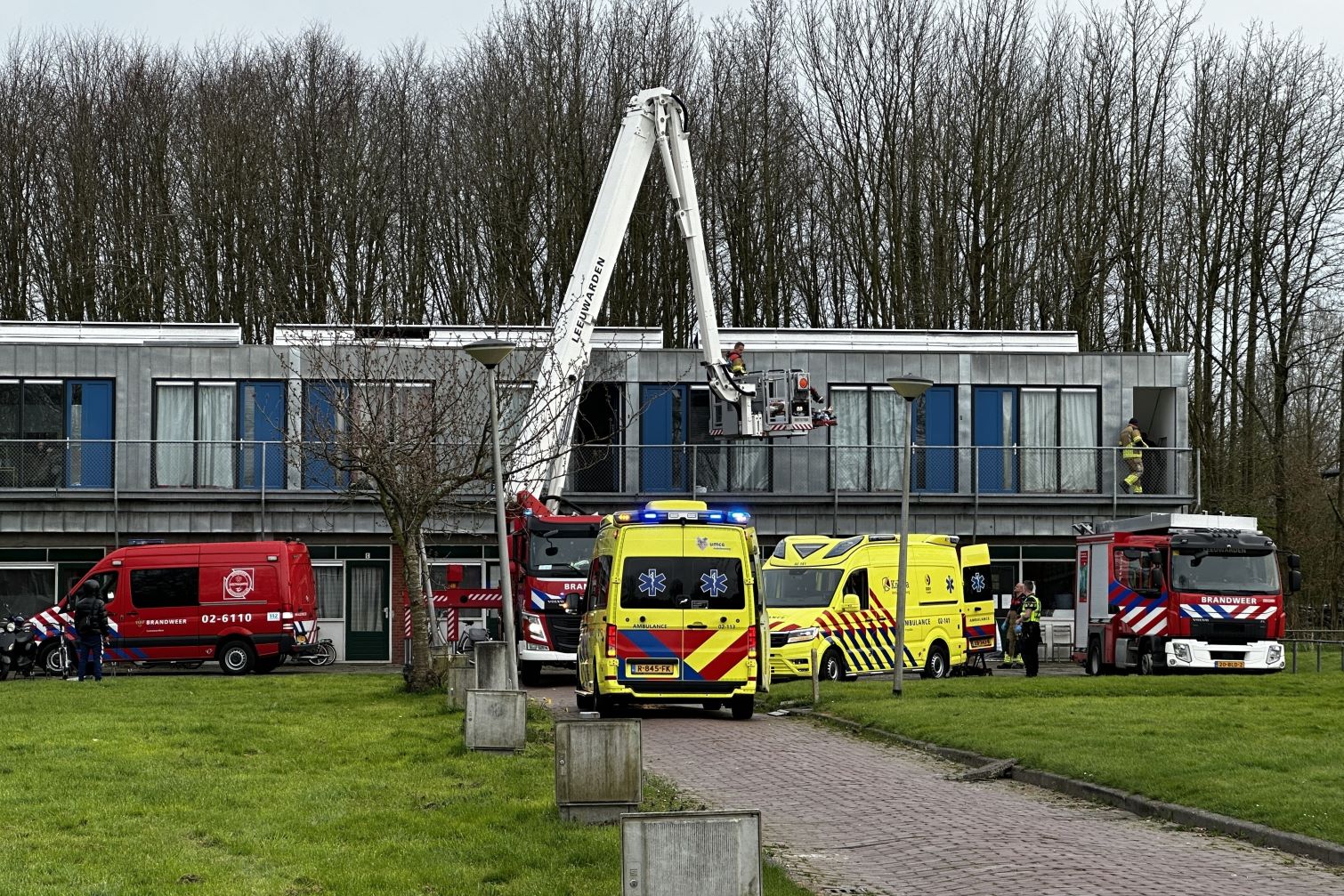 Traumateam assisteert bij medische noodsituatie in Leeuwarden