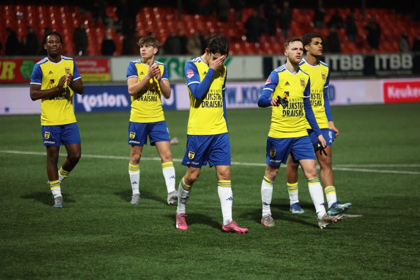 Worstelend Cambuur verliest van zichzelf en De Graafschap