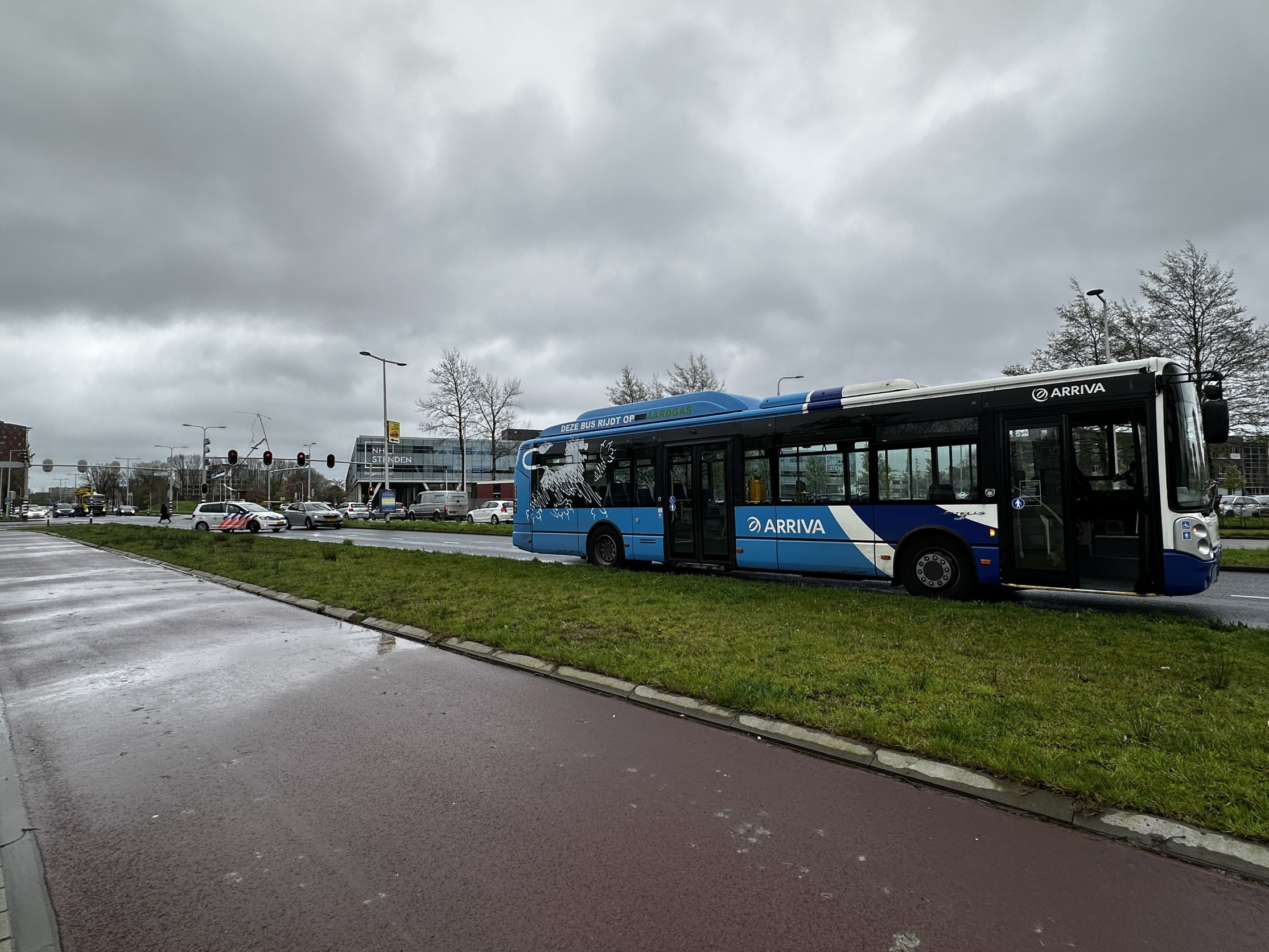 Defecte lijnbus zorgt voor verkeershinder in Leeuwarden