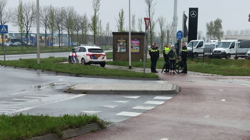 Fietser raakt gewond bij botsing met auto in Leeuwarden
