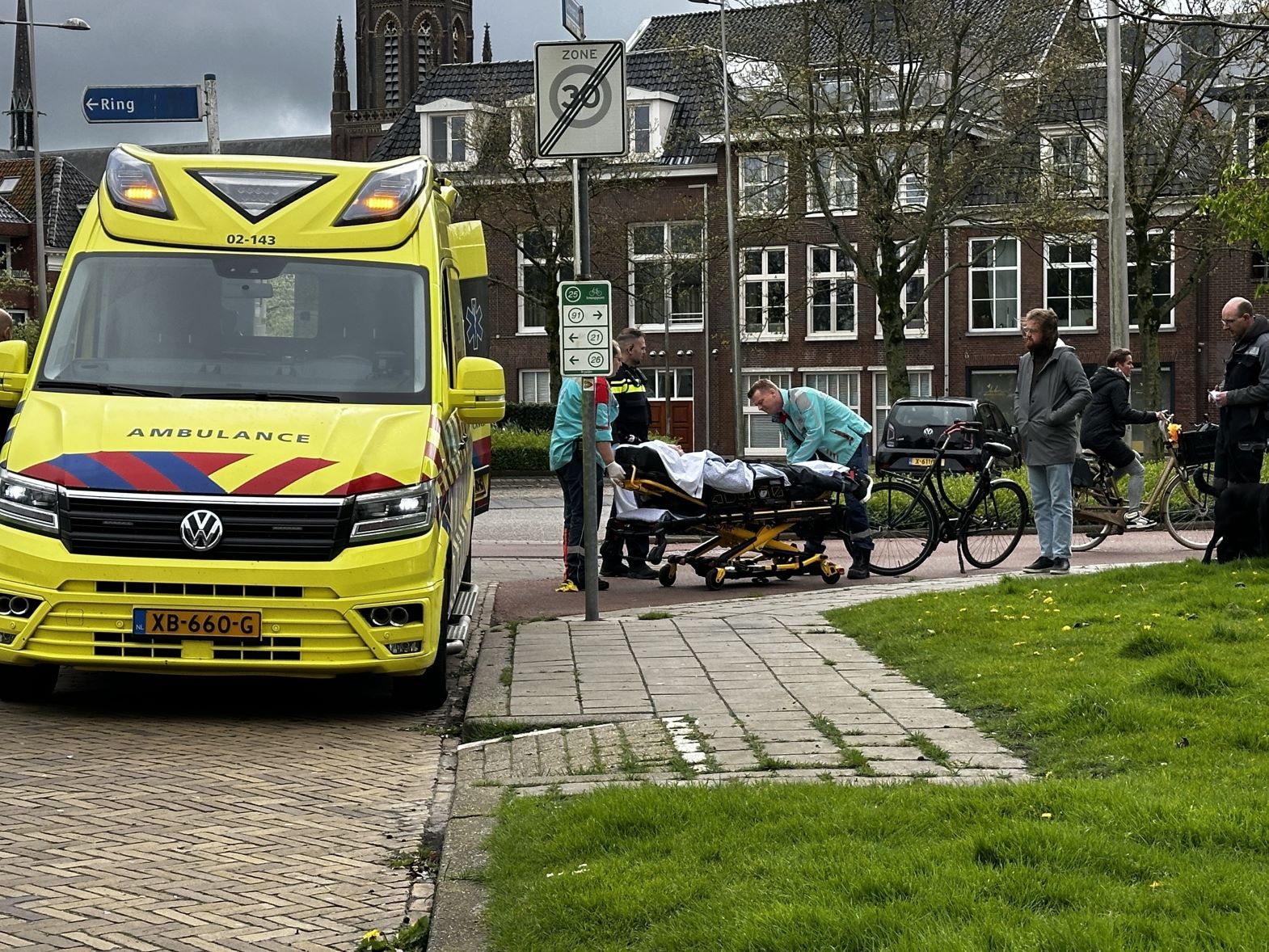 Scooterrijder gewond na val in Leeuwarden