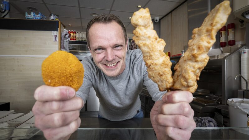 Snackbuffet Het Vliet in Leeuwarden staat te koop: “Ik wil meer tijd voor mezelf en mijn gezin”