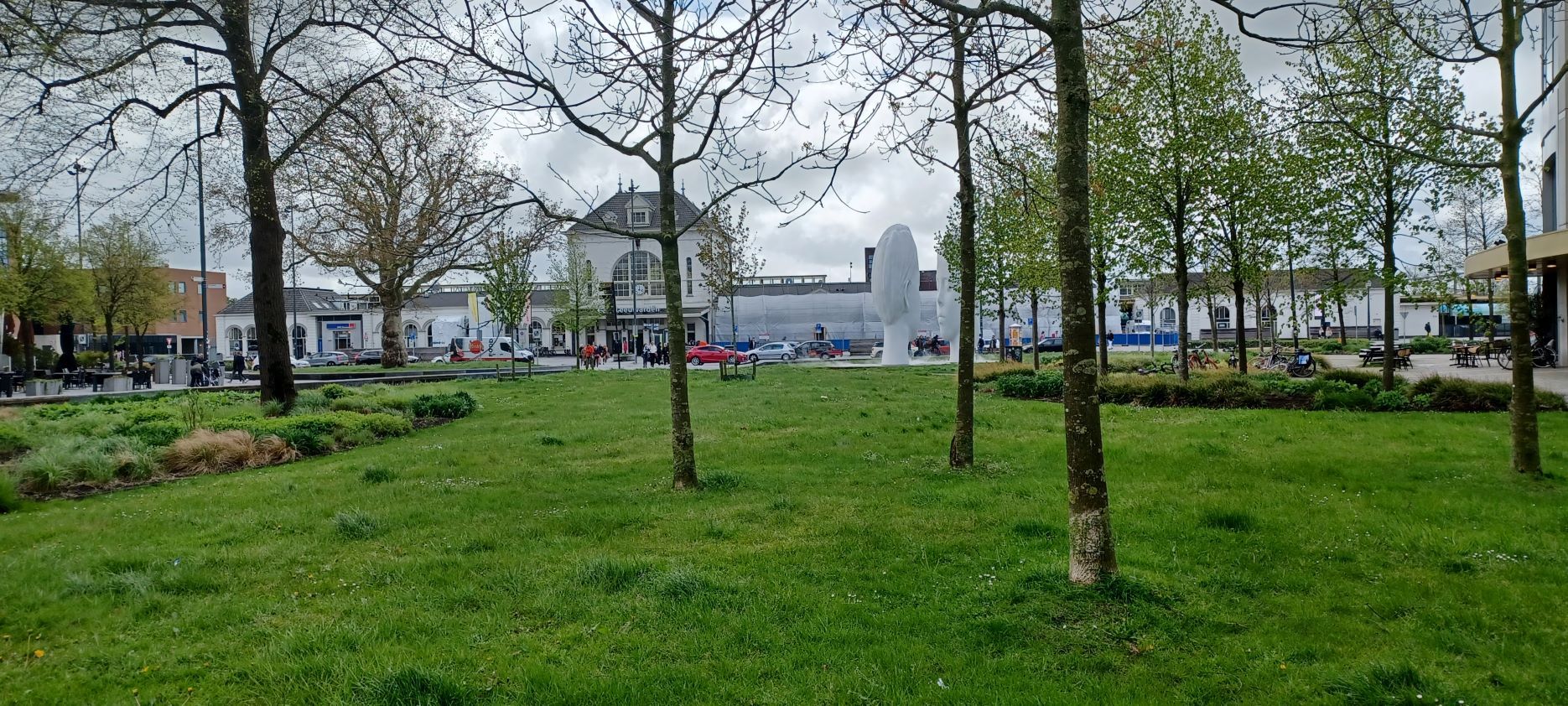 Nieuwe kleur voor Leeuwarder NS Station