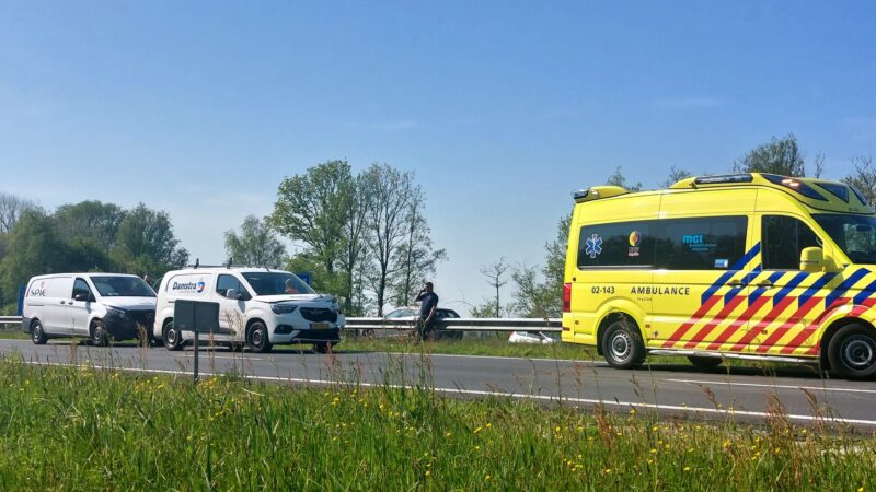Schade na kettingbotsing in Leeuwarden
