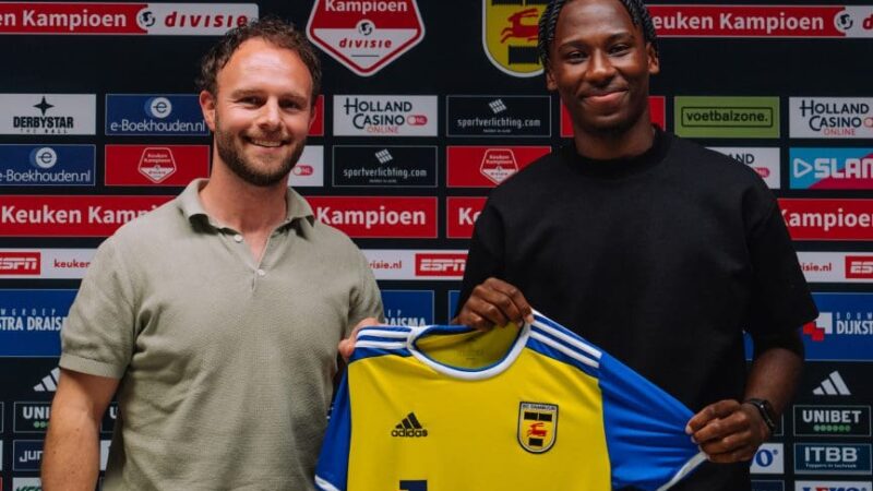 Eerste profcontract voor Tyrique Mercera (20) bij Cambuur