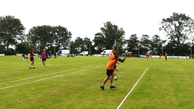 Door elkaar loten kaatsen niet meer van deze tijd