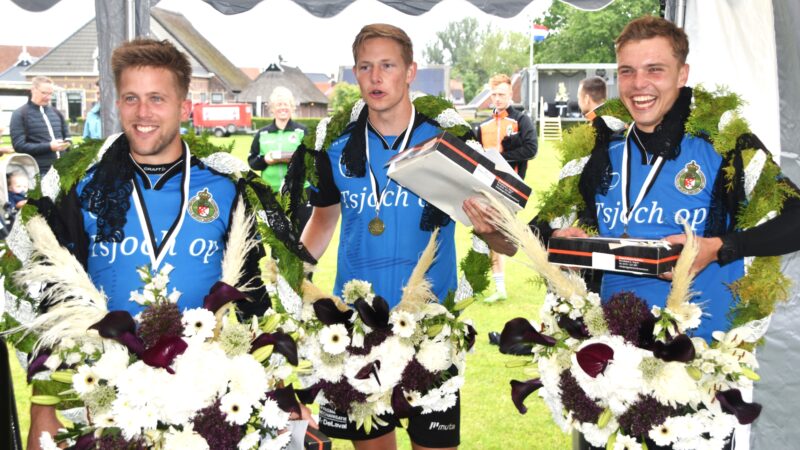 Paesens-Moddergat viert HH-kaatsfeest met door elkaar loten partij