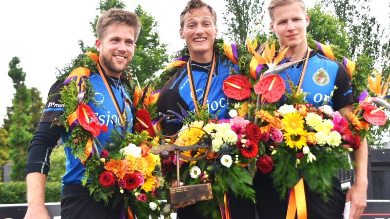 Vierde vf zege van Zwieten, van Popta en Steenstra