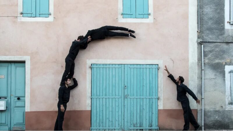 Acobaten Campagnie XY nemen Huizum over