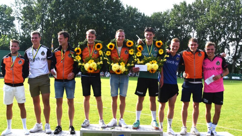 Audio: Koster, de Haan en Steenstra winnen bij de heren; Kroondijk, Dijkstra en Lycklama à Nijeholt naar winst bij de dames