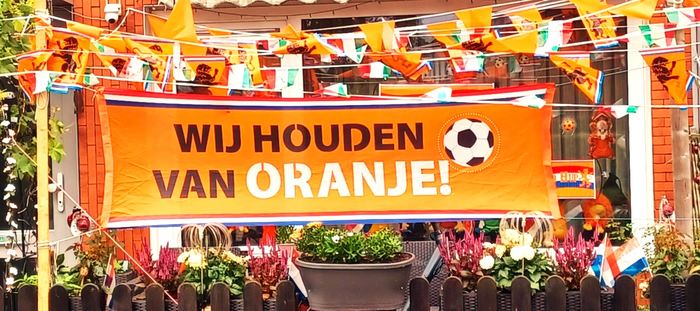 Inwoners Wielenpôlle houden van Oranje