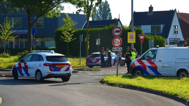 Fietser zwaargewond bij aanrijding met auto in Leeuwarden