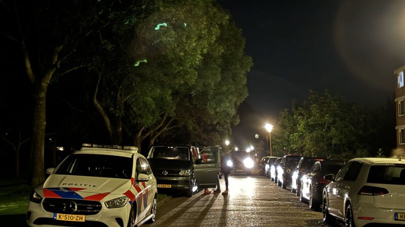 Deel wijk Heechterp afgesloten vanwege melding vuurwapen in Leeuwarden; man (33) aangehouden