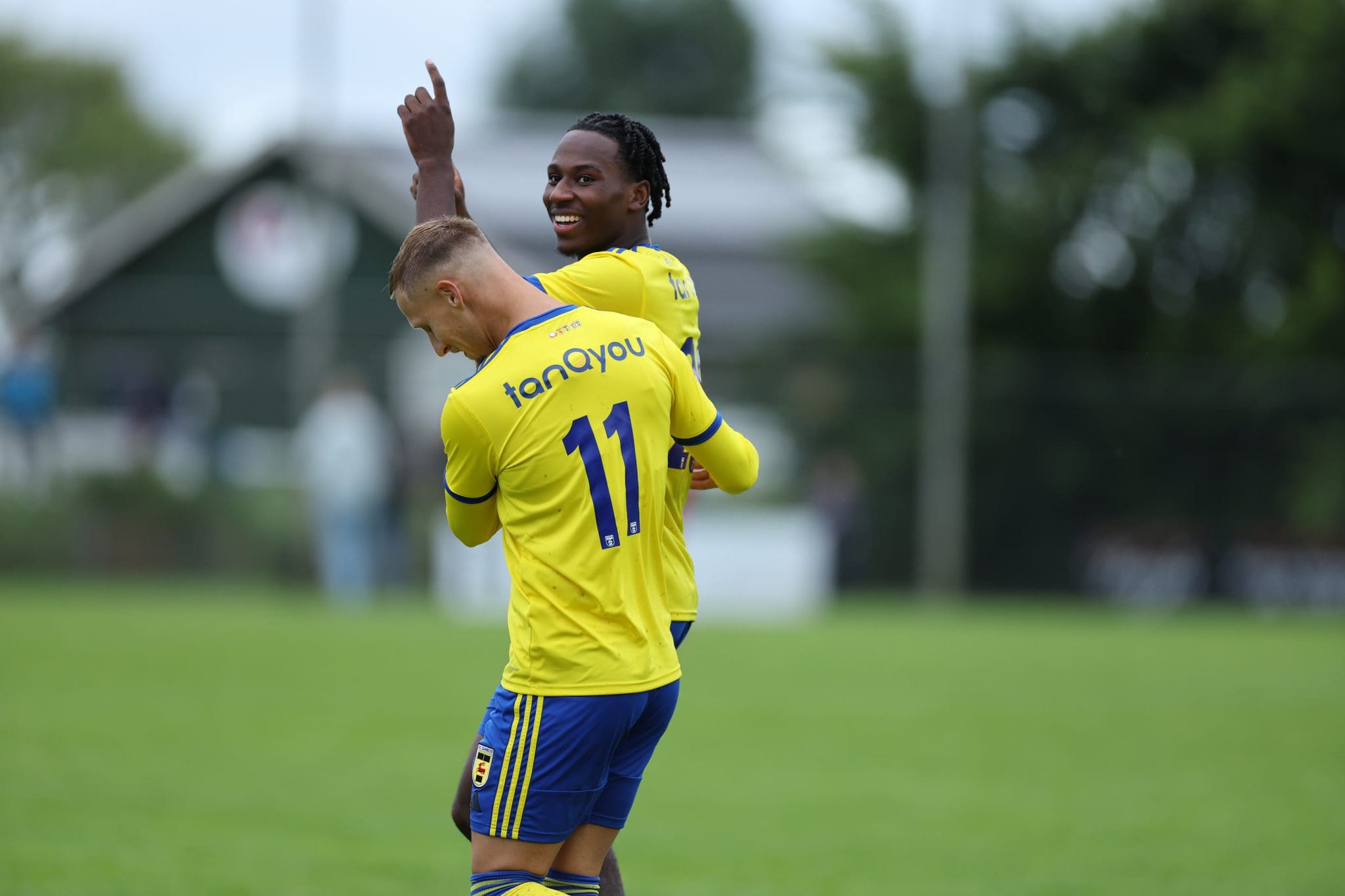 Oefenduel tussen SC Cambuur en FC Emmen eindigt in 2-2