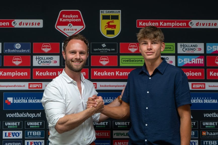 Cambuur breekt contract Wiebe Kooistra open en verlengt het tot zomer 2027