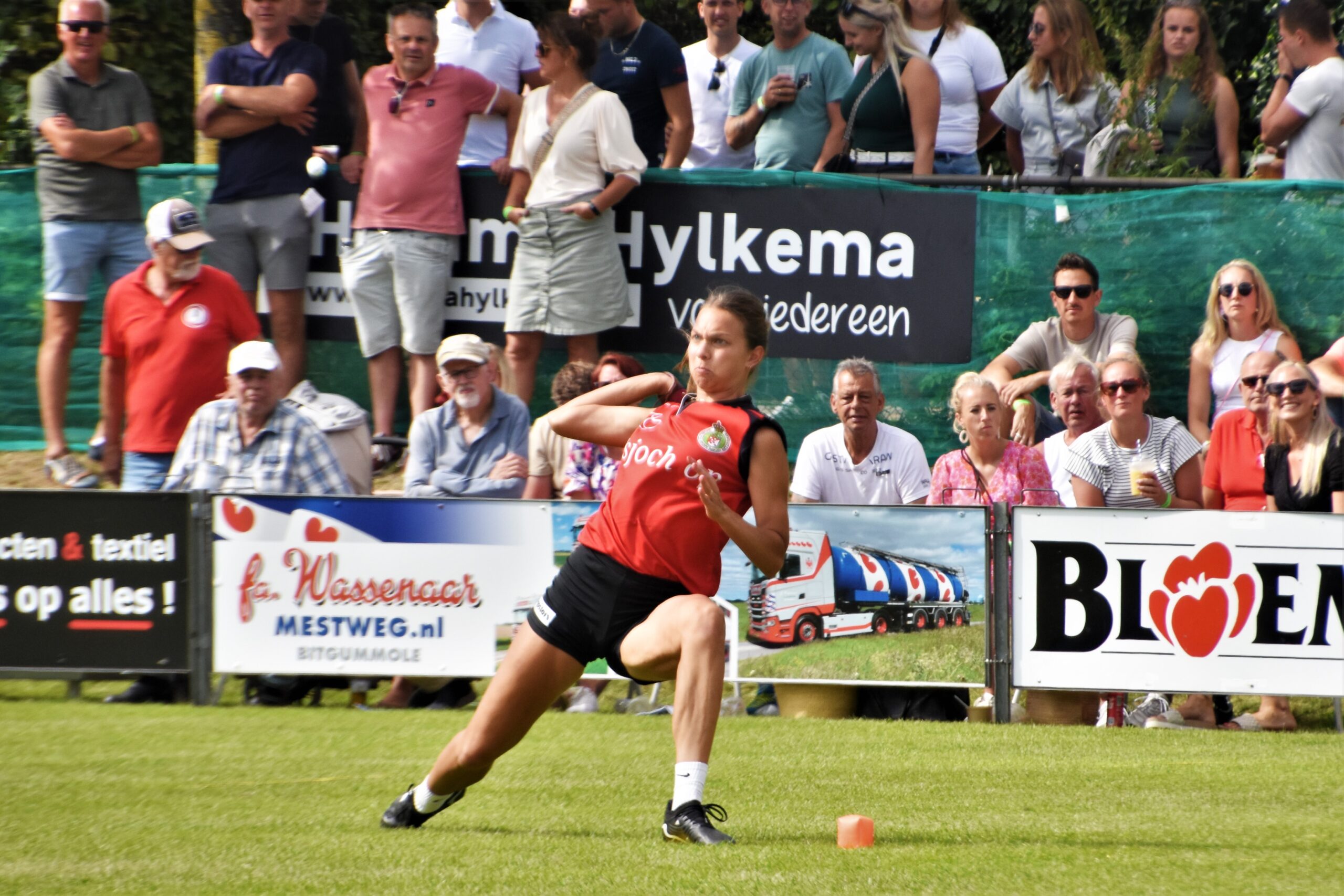 Woensdag 48ste editie Frouljus PC in Weidum