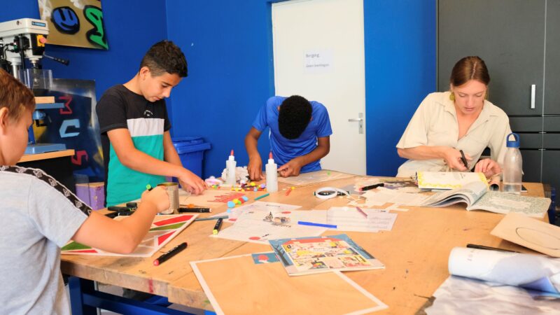 Vakantieschool Leeuwarden bestaat 10 jaar: van 13 naar 150 leerlingen