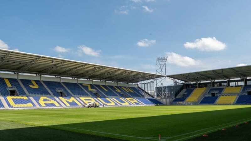 Cambuur verkoopt voor het eerst meer dan 10.000 seizoenkaarten; Kooistadion zondag uitverkocht