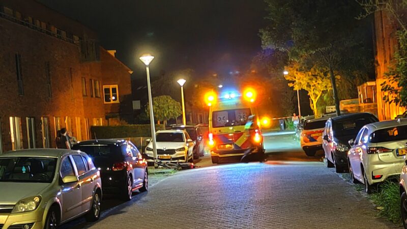 Leeuwarder (18) rijdt opzettelijk tegen fietser in Leeuwarden