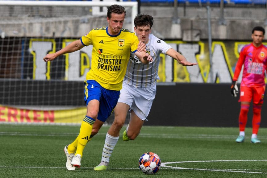 Centrale verdediger Leon Bergsma van Cambuur naar AC Oulu in Finland