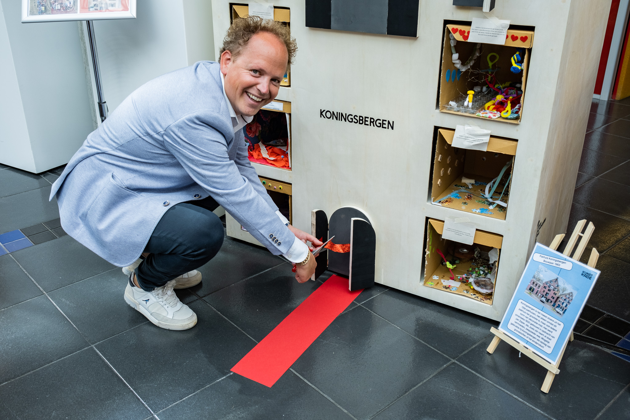 Opening expositie Mini-Monumenten in gemeentehuis Leeuwarden