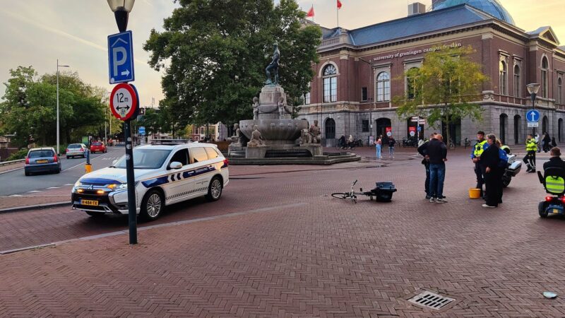 Vrouw op fiets gewond na botsing met scootmobiel in Leeuwarden