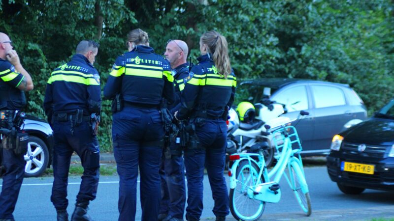 Fietsend kind gewond bij botsing met auto in Leeuwarden