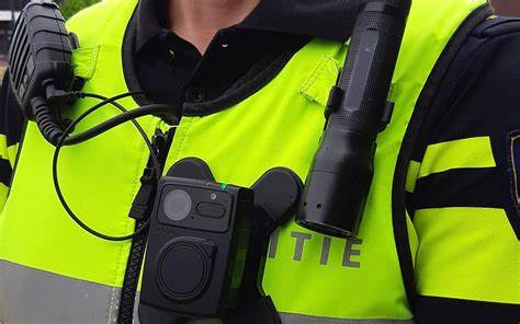 Mogelijk schietincident in horecagelegenheid in Leeuwarden