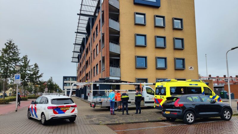 Persoon op speed pedelec gewond na botsing met bestelbus in Leeuwarden