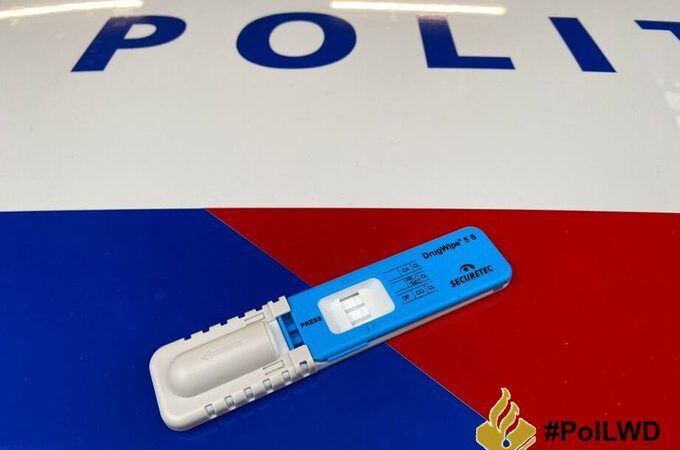 Man (37) na gebruik van vijf soorten drugs achter het stuur in Leeuwarden