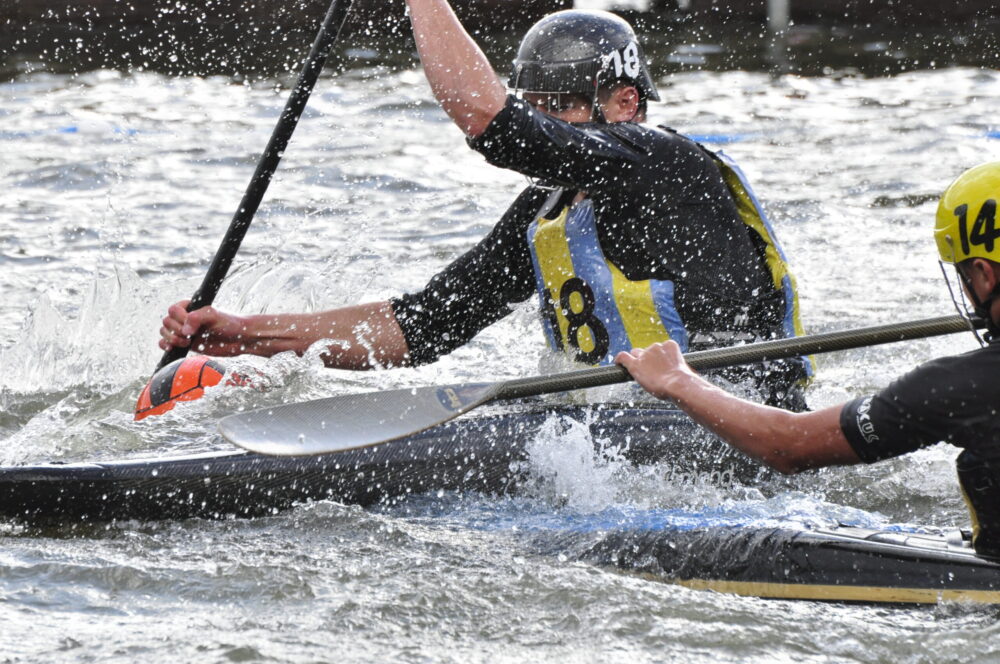 Pylkwier 2024: spectaculair kanopolotoernooi in Leeuwarden
